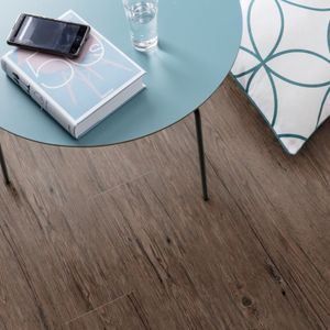 Gerflor Creation 70 "0360 Deep Forest" (124.3 x 20.8 cm)